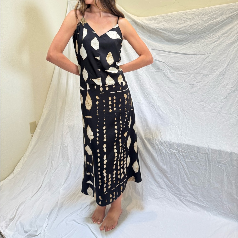 Banana Republic Black and Cream Patterned Maxi Dress